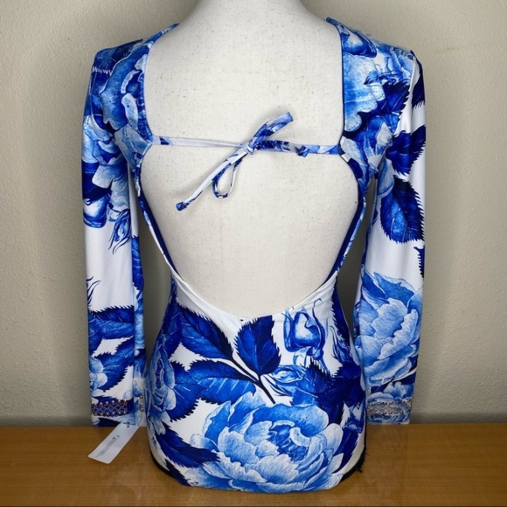 NEW Floral Embellished Long Sleeve 1 Pc Swimsuit - Picture 5 of 8
